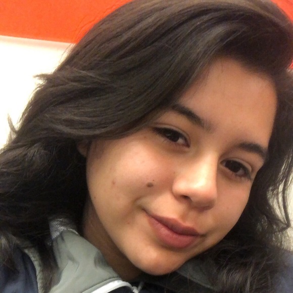 Meet your Posher, Elizabeth - Picture 1 of 1